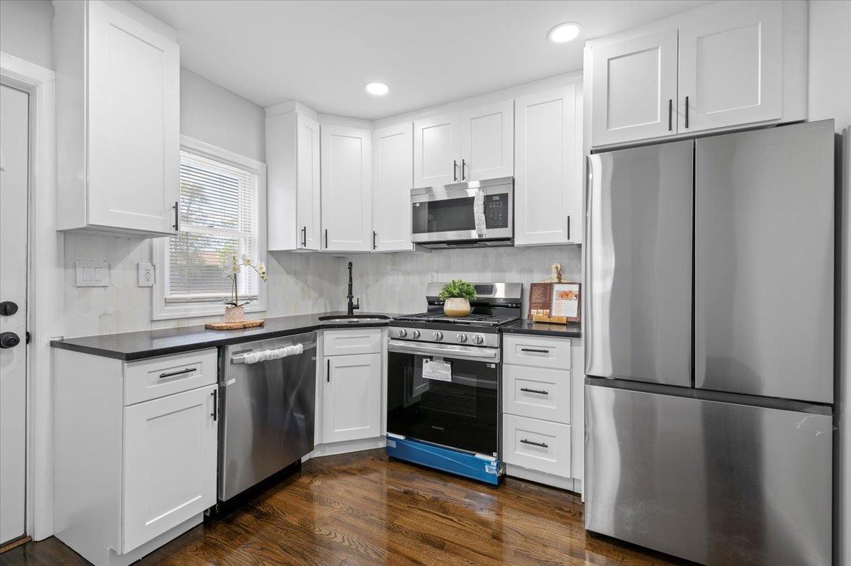 2386 Gale Avenue, Baldwin, New York image 9