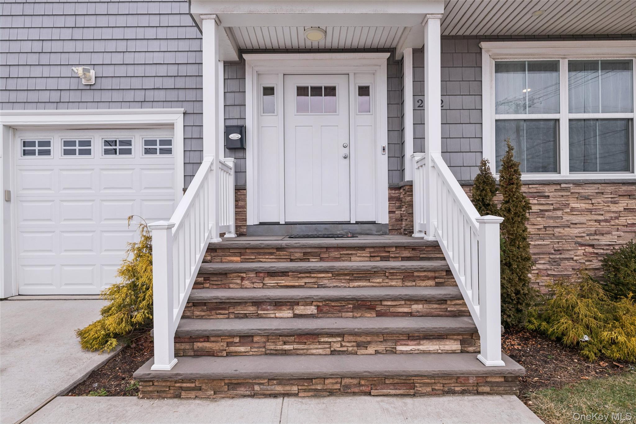 2162 Seamans Neck Road