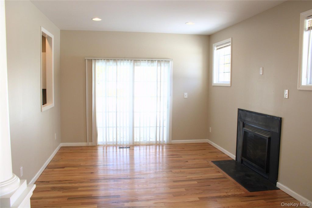 Photo of 53 Cornwall Lane, Middletown, NY 10940 (MLS # 965281)