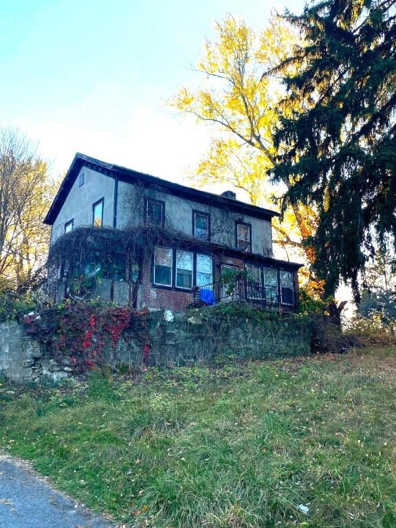 236 Manchester Road, Poughkeepsie, New York image 1