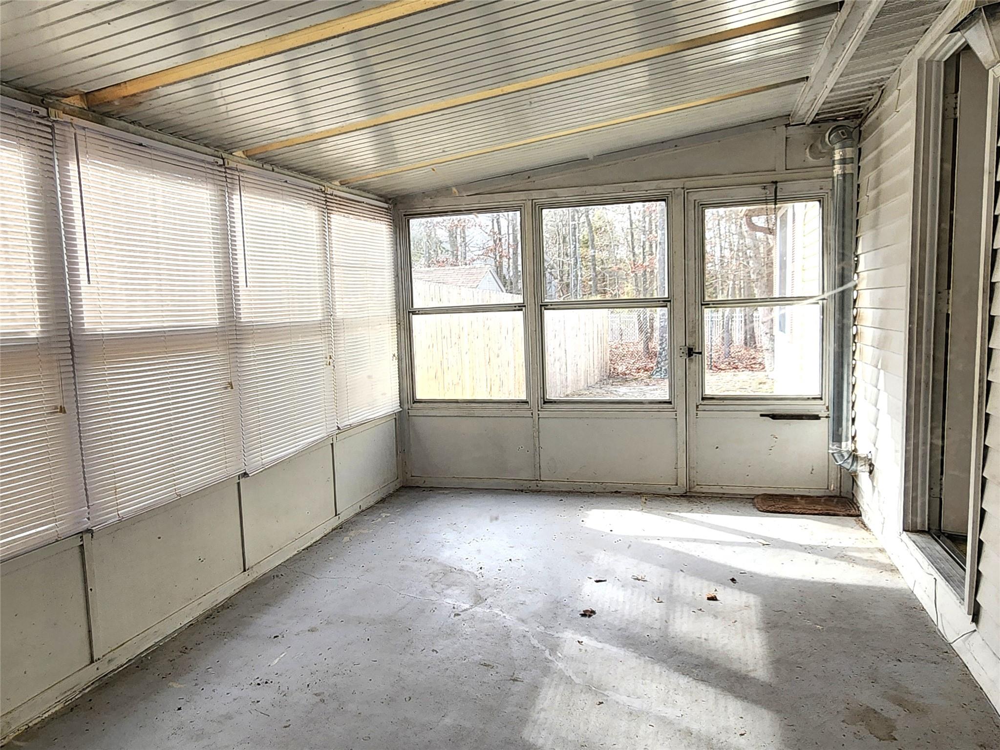 145 Village Circle, Manorville, New York image 18