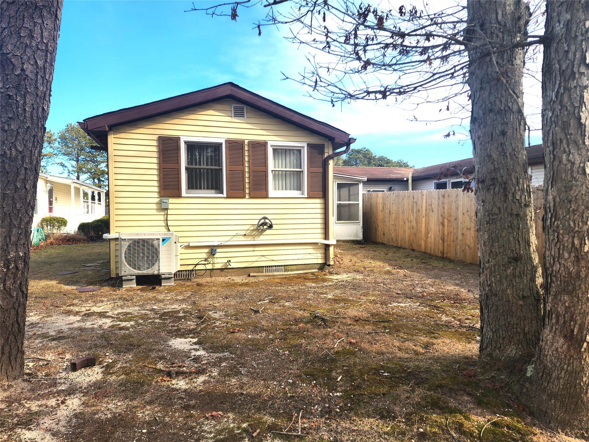 145 Village Circle, Manorville, New York image 19