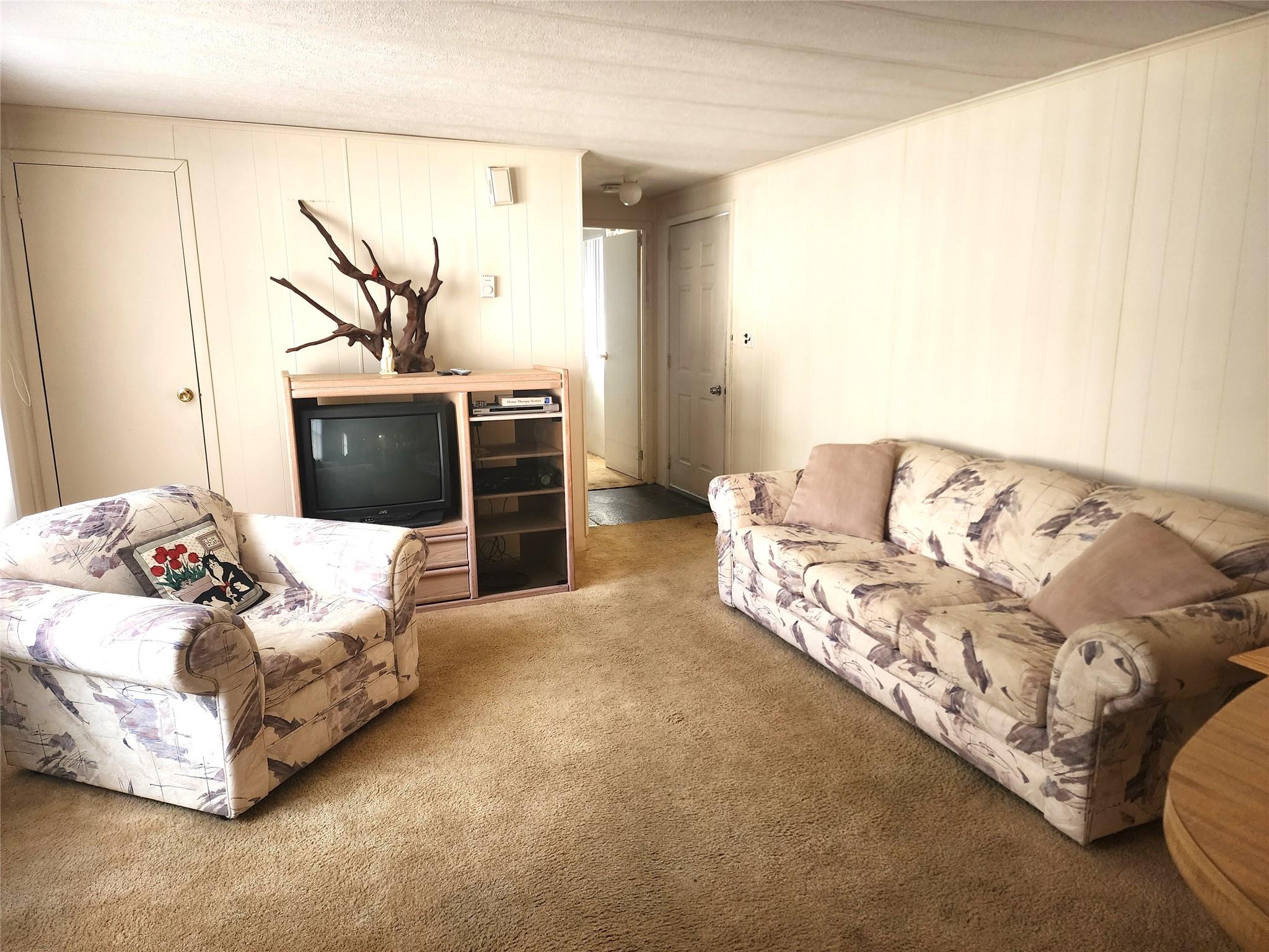 145 Village Circle, Manorville, New York image 5