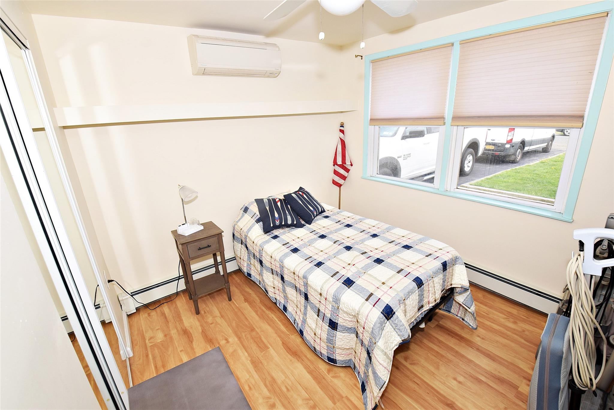 32 Shore Drive, Mastic Beach, New York image 11