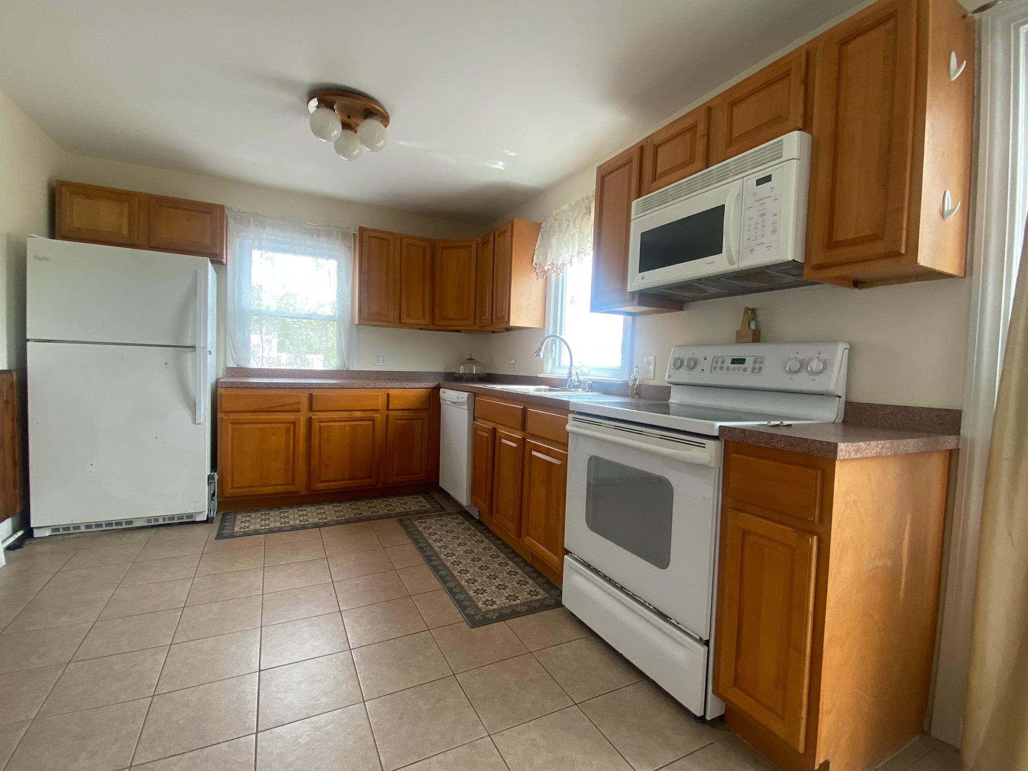32 Shore Drive, Mastic Beach, New York image 15