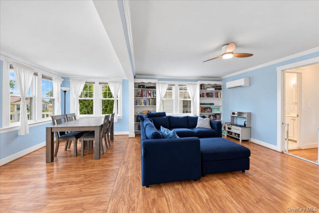 Photo of 30 Chaffee AVE #30, Bronx, NY 10465 (MLS # 1049710)