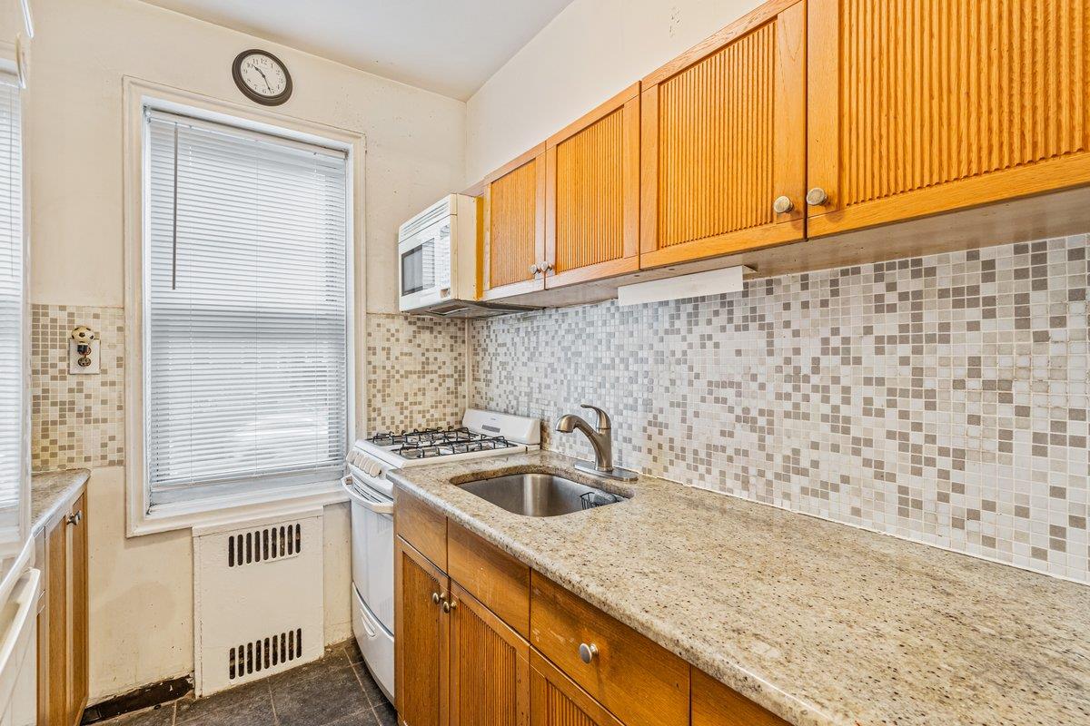 76-36 113th Street #1A, Forest Hills, New York image 14