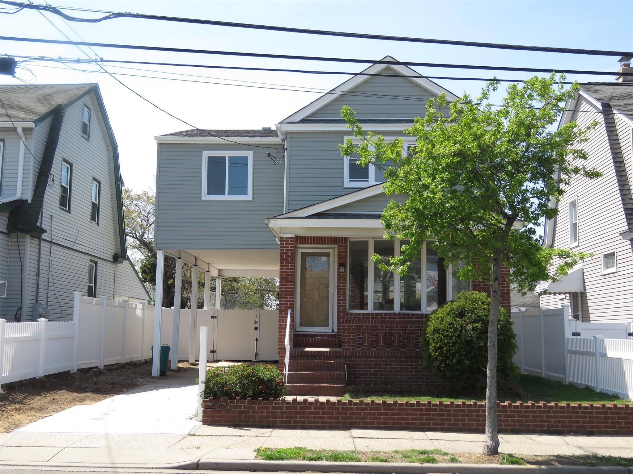 134 Cochran Place, Valley Stream, New York image 3