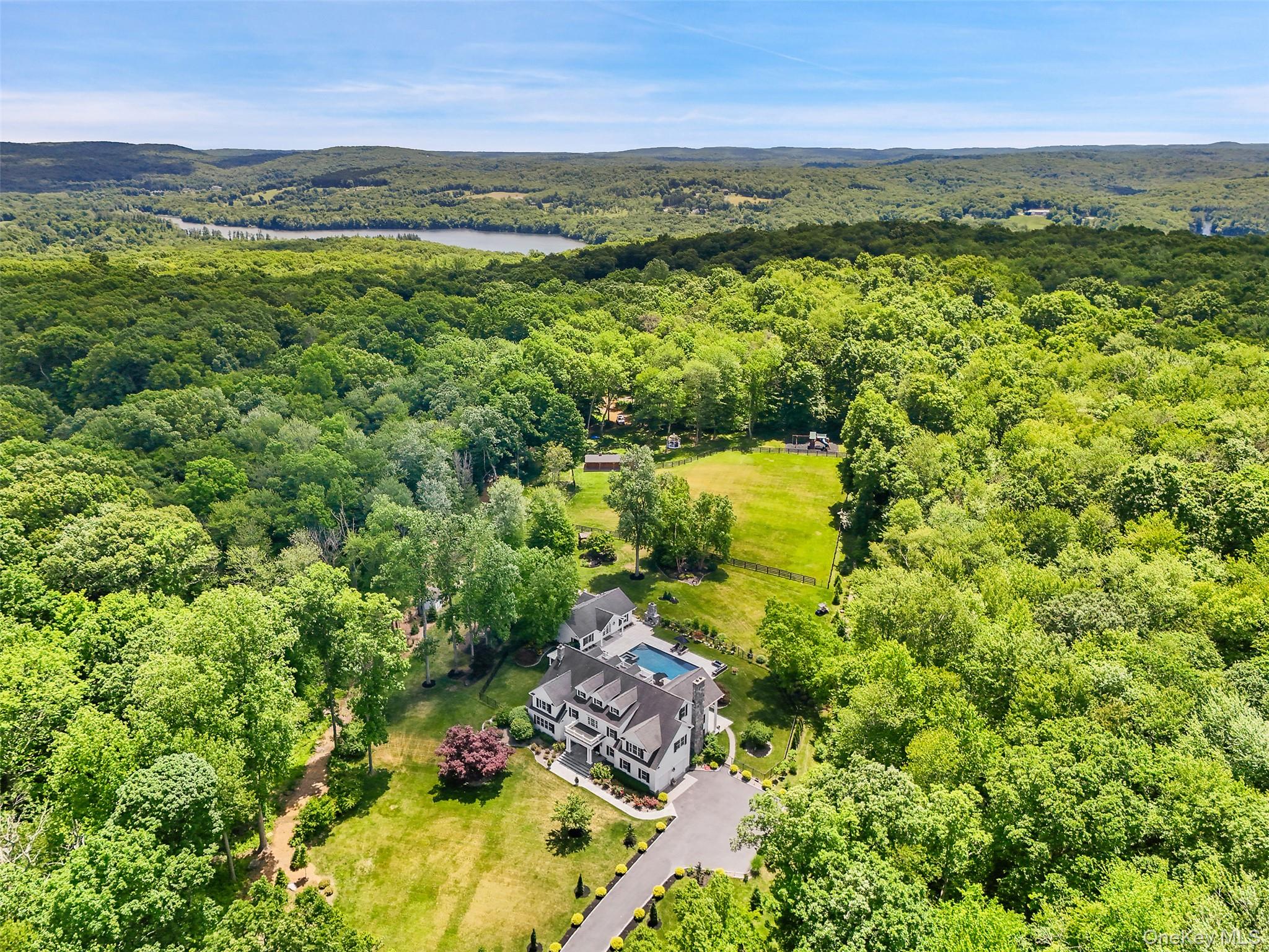 5 Apple Mill Road
