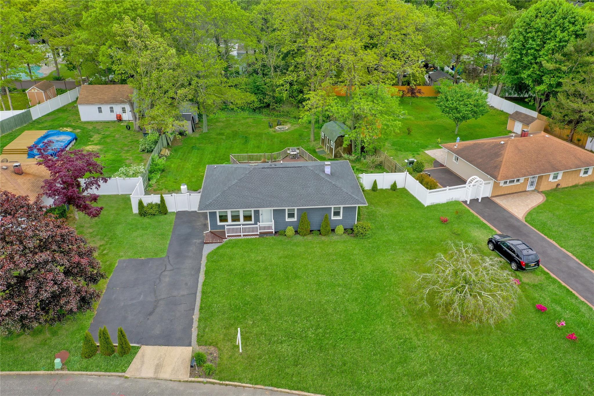 42 Sands Lane, Brookhaven, New York image 31