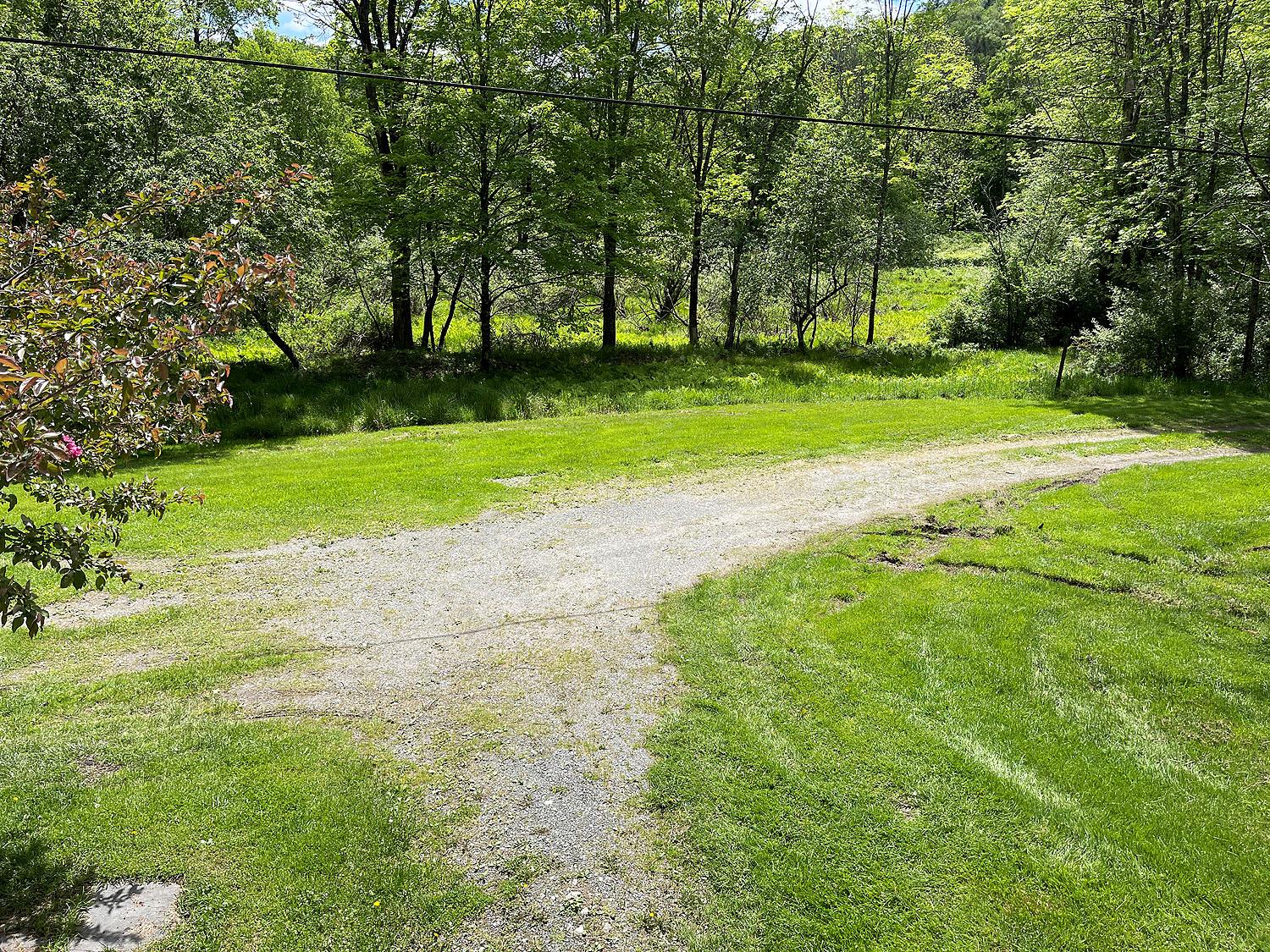 12 Henderson Road, Hankins, New York image 23