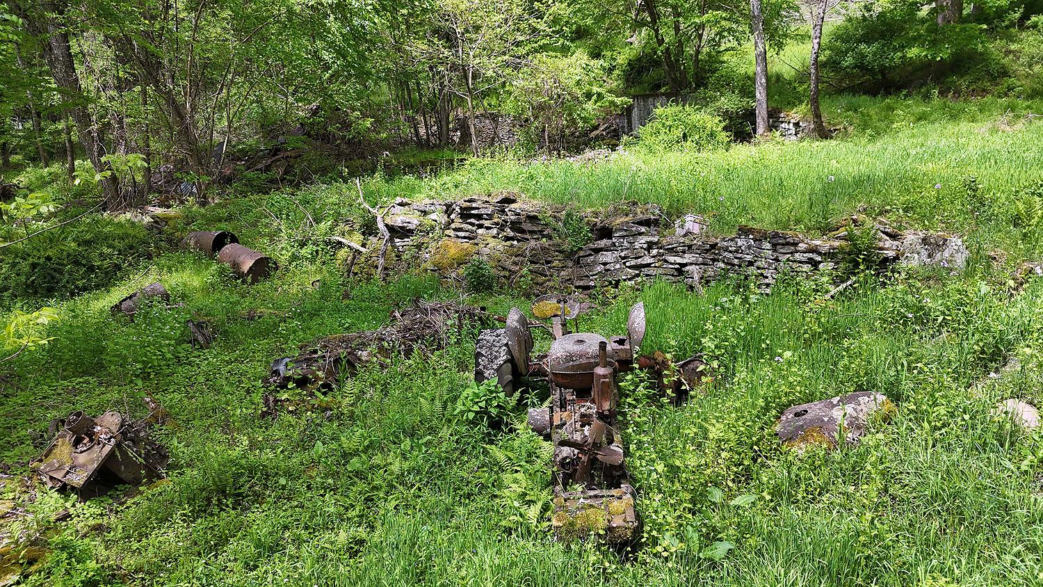 12 Henderson Road, Hankins, New York image 27