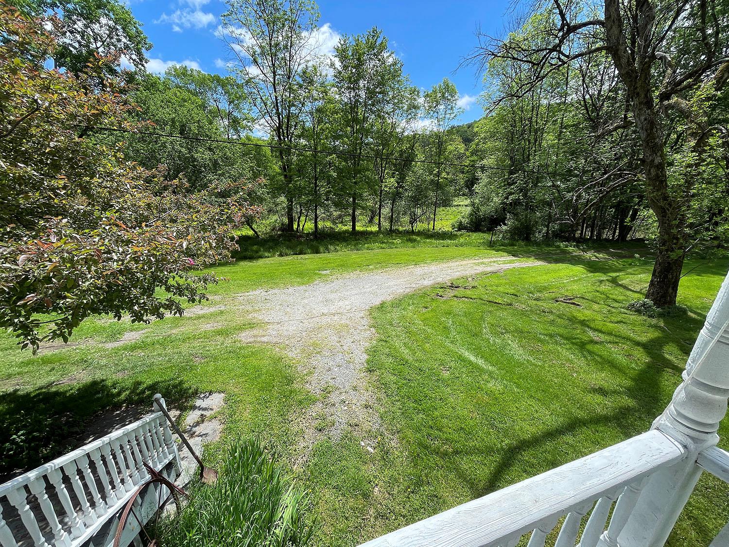 12 Henderson Road, Hankins, New York image 4