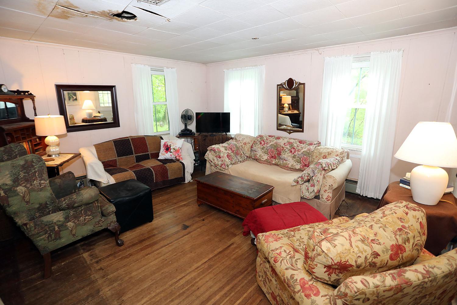12 Henderson Road, Hankins, New York image 12