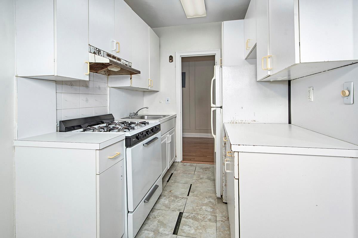 151 Centre Avenue #5D, New Rochelle, New York image 8