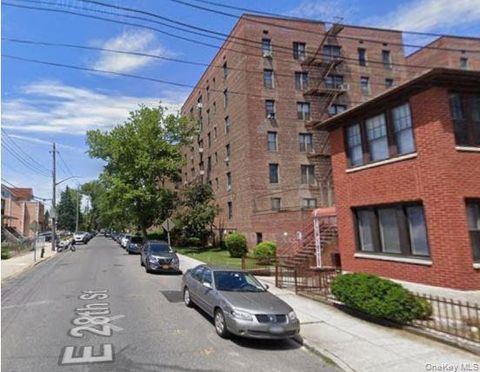 Photo of 2717 E 28th Street #4E, Brooklyn, NY 11235 (MLS # 927533)