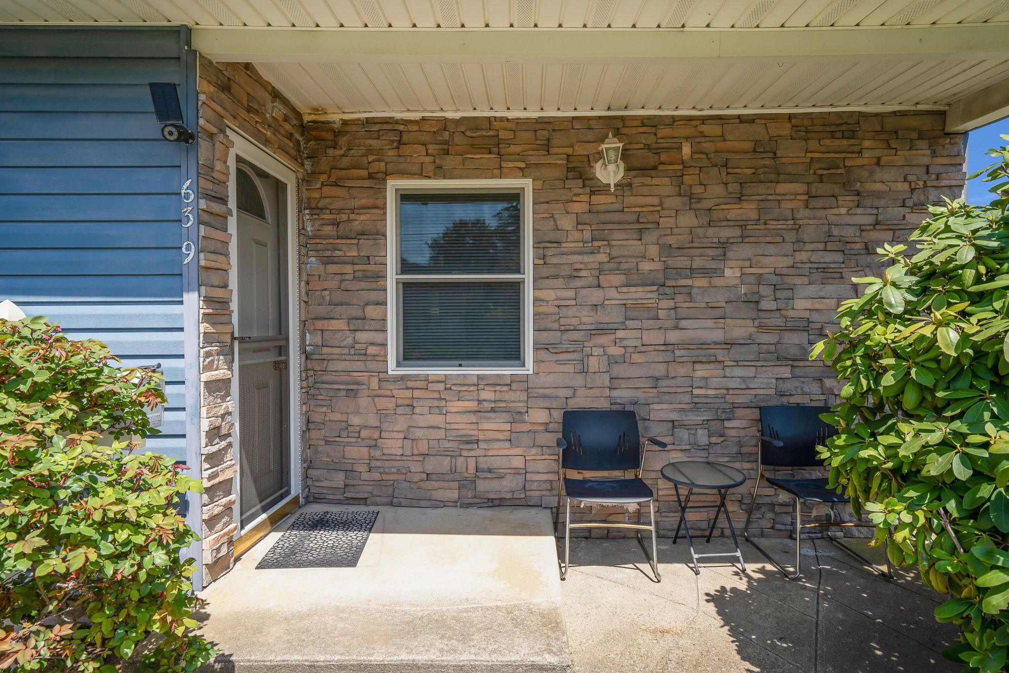 639 Robin Court, West Hempstead, Florida image 3