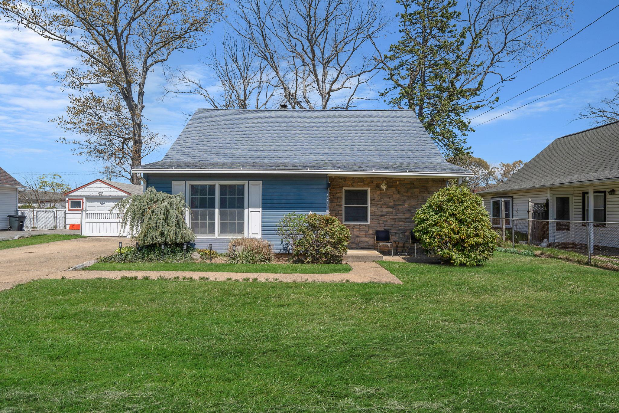 639 Robin Court, West Hempstead, Florida image 1