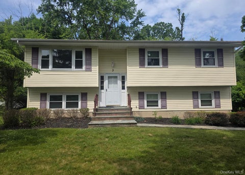 Homes For Sale - 3 Amherst Road<br/> New City, NY 10956