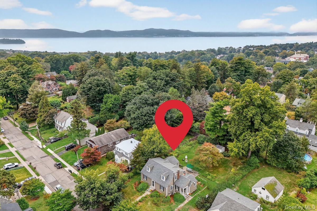 Croton-On-Hudson, New York 10520, United States, 5 Bedrooms Bedrooms, ,3 BathroomsBathrooms,Residential,Active,216679