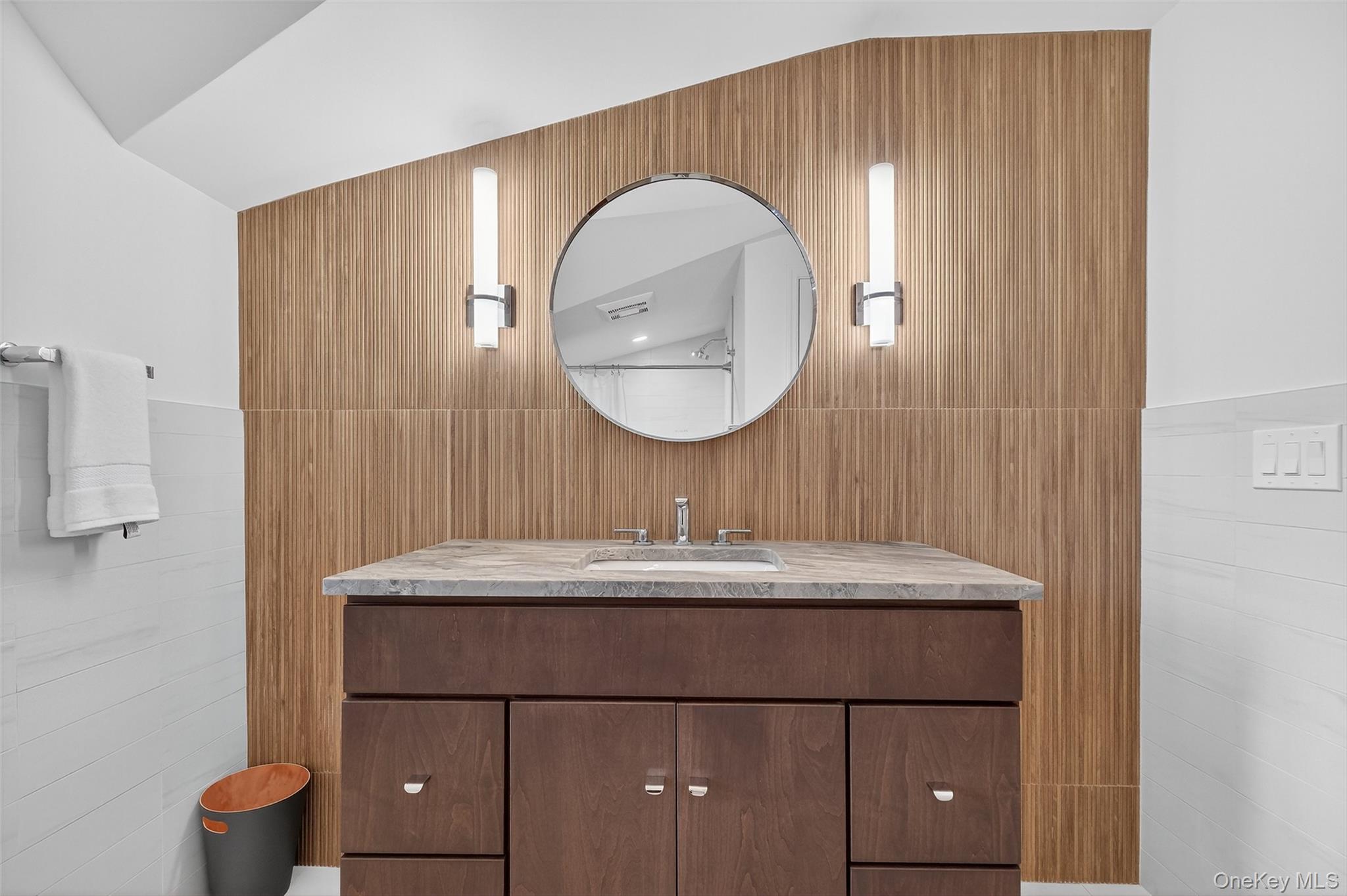 Croton-On-Hudson, New York 10520, United States, 5 Bedrooms Bedrooms, ,3 BathroomsBathrooms,Residential,Active,216679