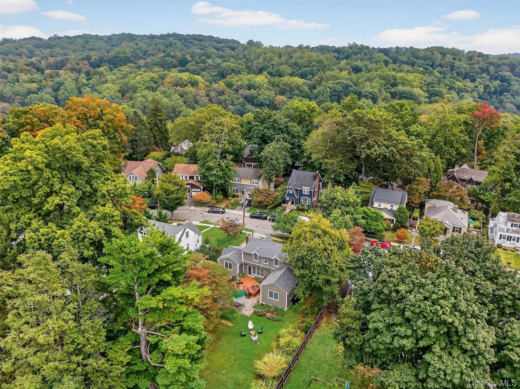 Croton-On-Hudson, New York 10520, United States, 5 Bedrooms Bedrooms, ,3 BathroomsBathrooms,Residential,Active,216679