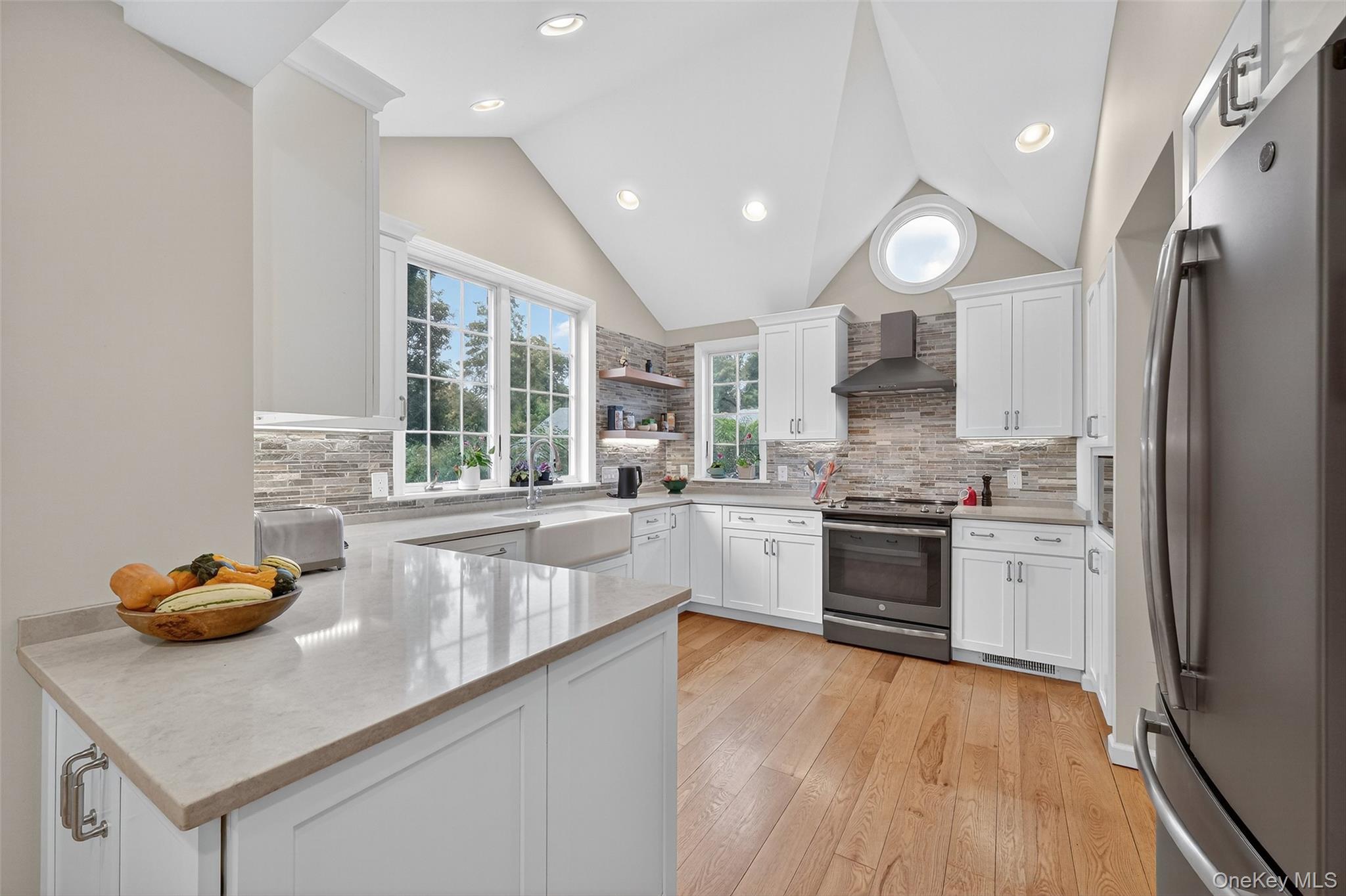 Croton-On-Hudson, New York 10520, United States, 5 Bedrooms Bedrooms, ,3 BathroomsBathrooms,Residential,Active,216679