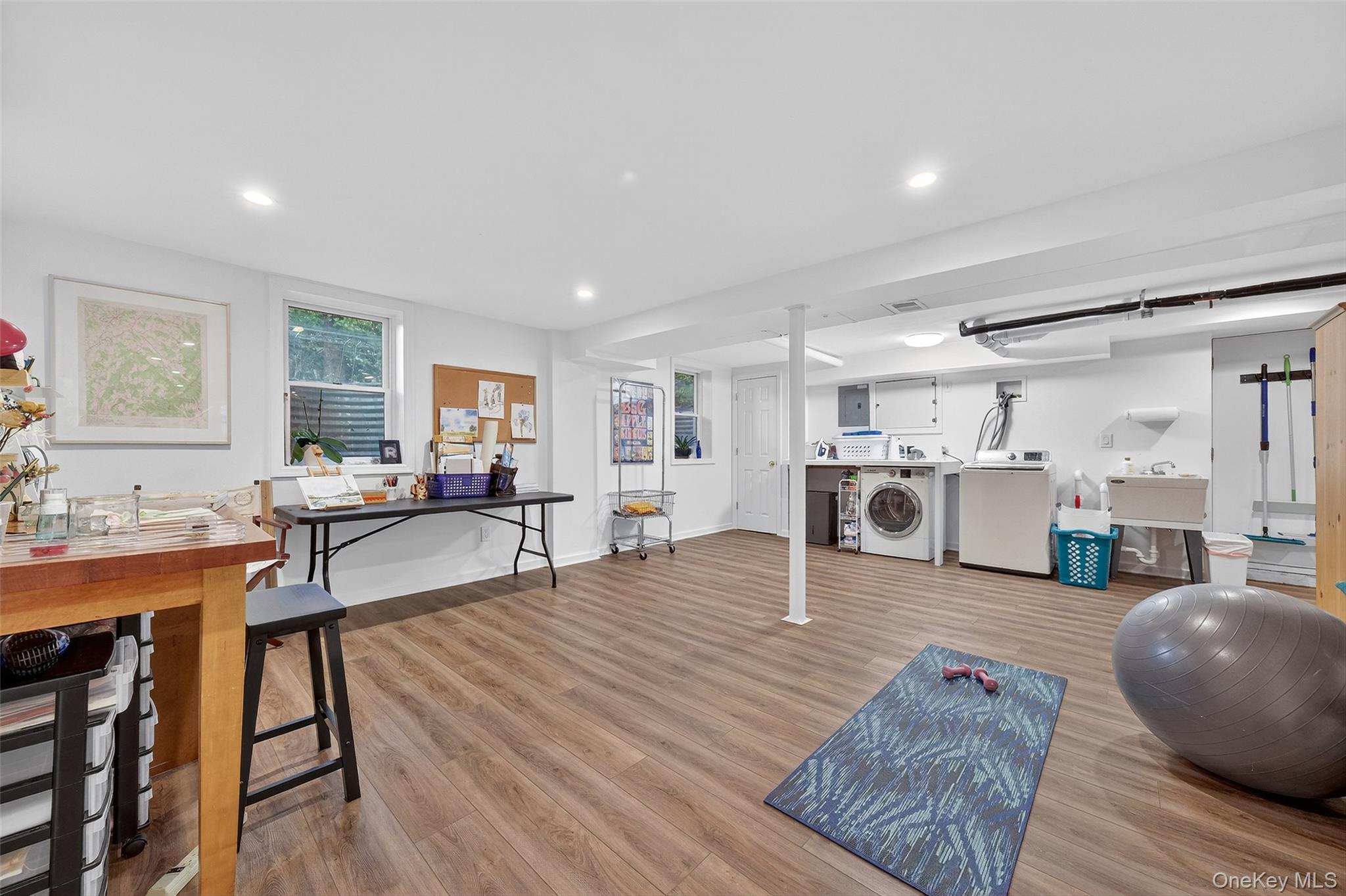 Croton-On-Hudson, New York 10520, United States, 5 Bedrooms Bedrooms, ,3 BathroomsBathrooms,Residential,Active,216679