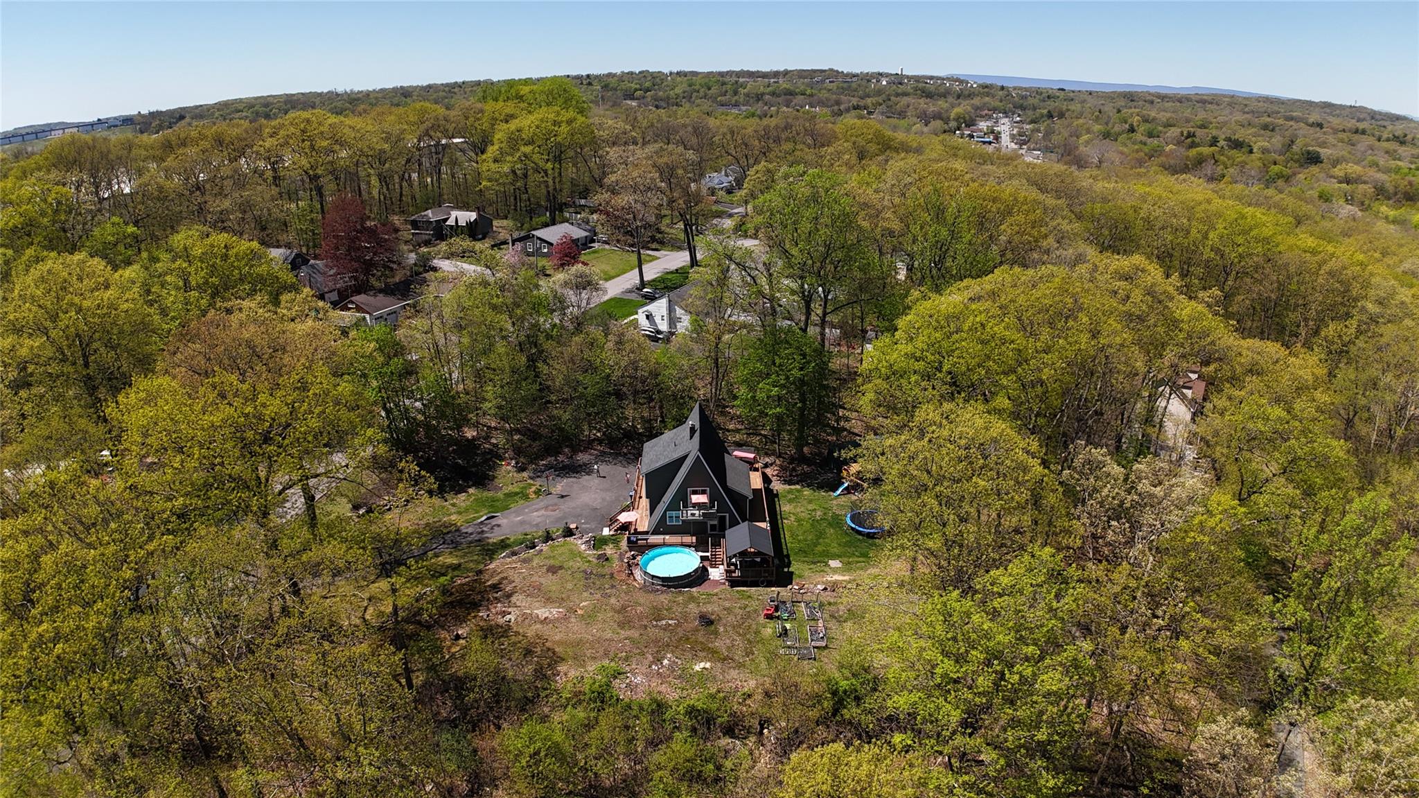 17 Hilltop Avenue, Newburgh, New York image 50