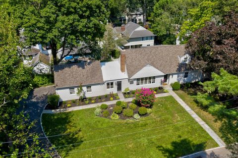 5 Ridgeway Road Port Washington NY 11050