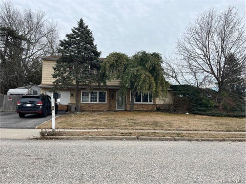 Homes For Sale - 81 Miller Avenue<br/> Suffolk County, Port Jefferson Station, NY 11776