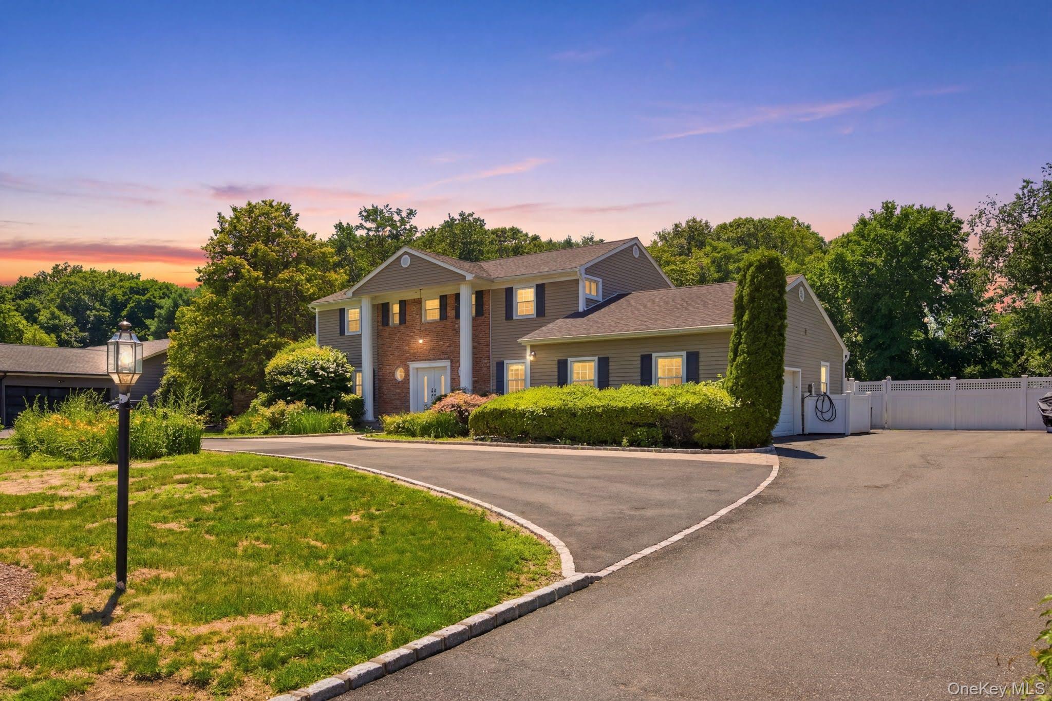 25 Artisan Avenue