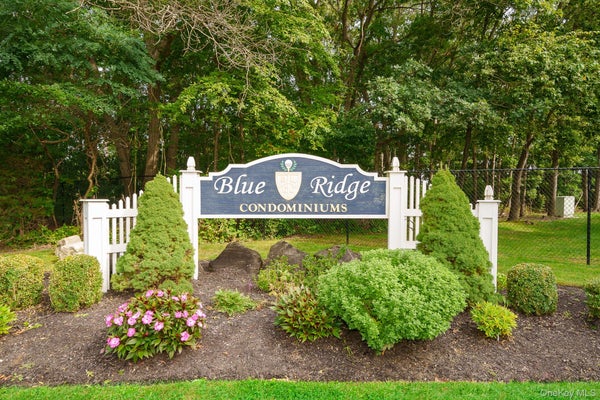 147 BIRCHWOOD RD # 147, MEDFORD, NY 11763 - Image 9d00035e66dfc8b9d523eadb717e39dc/4049498570
