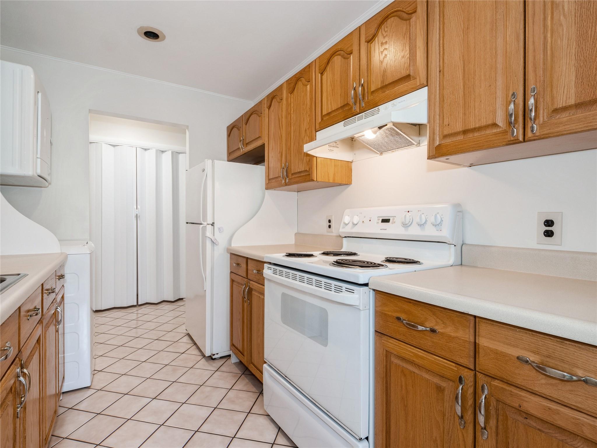 2 Loudon Drive #8, Fishkill, New York image 8