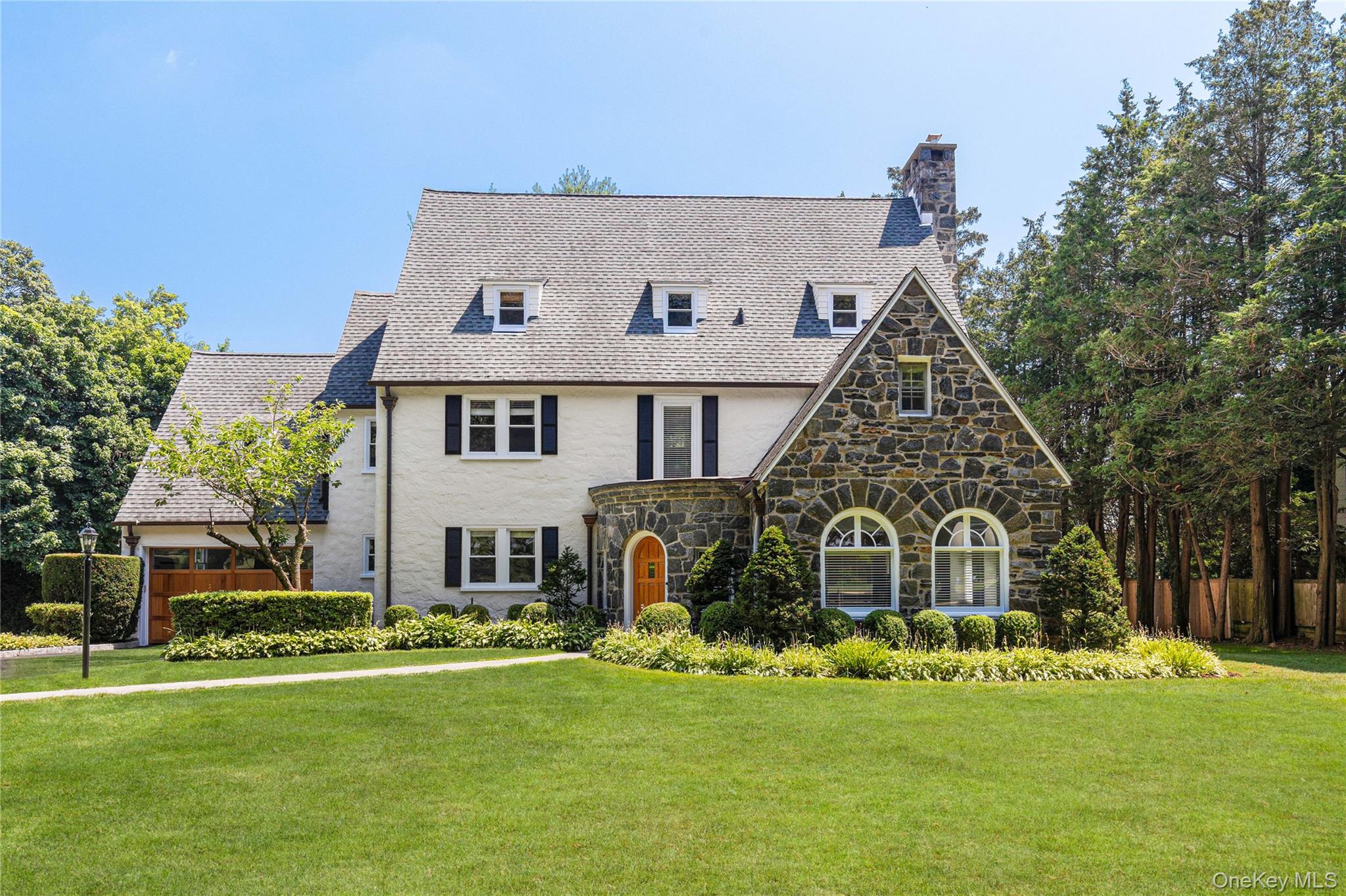 30 Park Drive N