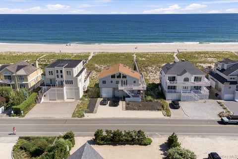 Homes For Rent - 717 Dune Road<br/> Westhampton Dunes, NY 11978