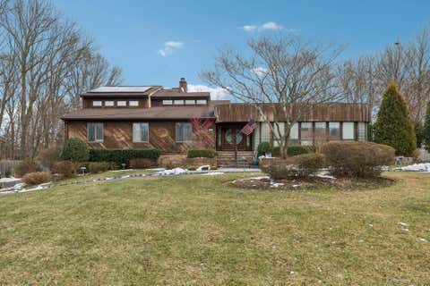 Photo for 16 Fox Hollow Ridings Road