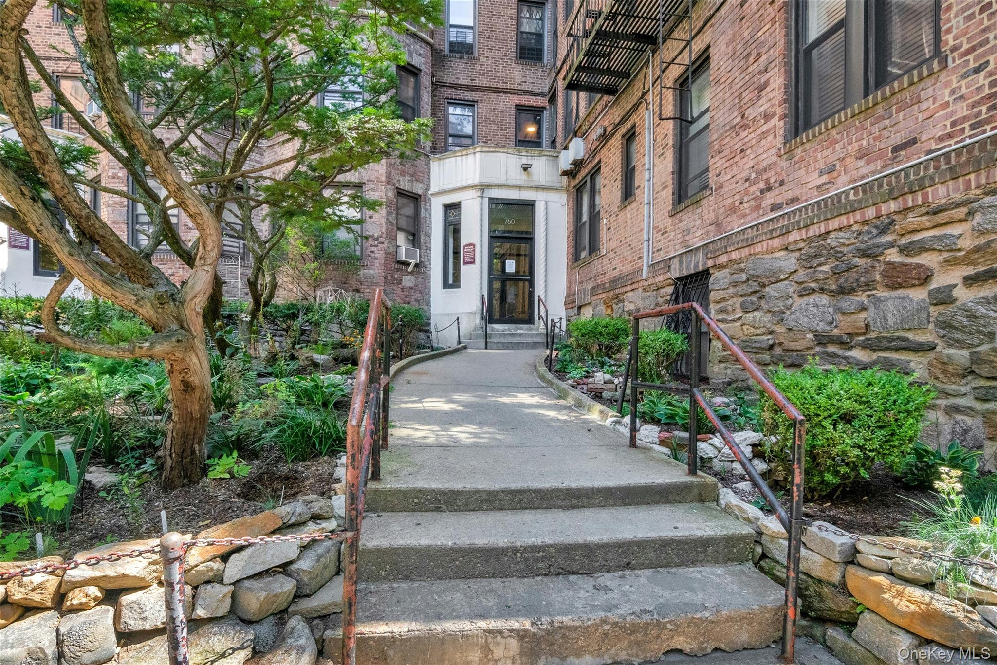 760 Brady Avenue 117