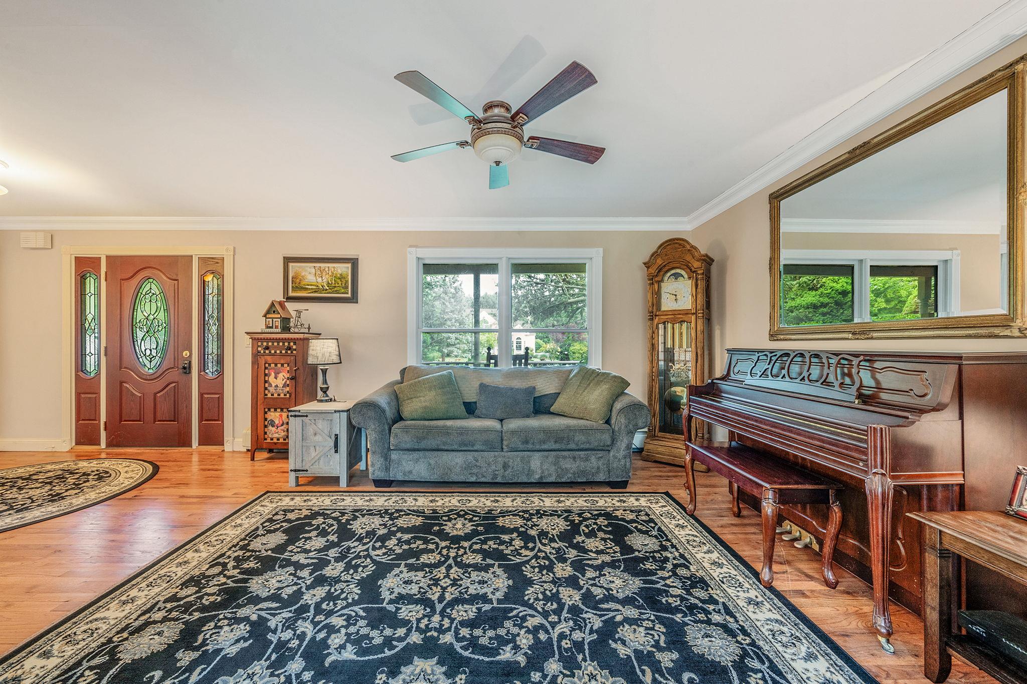 25 Locust Lane