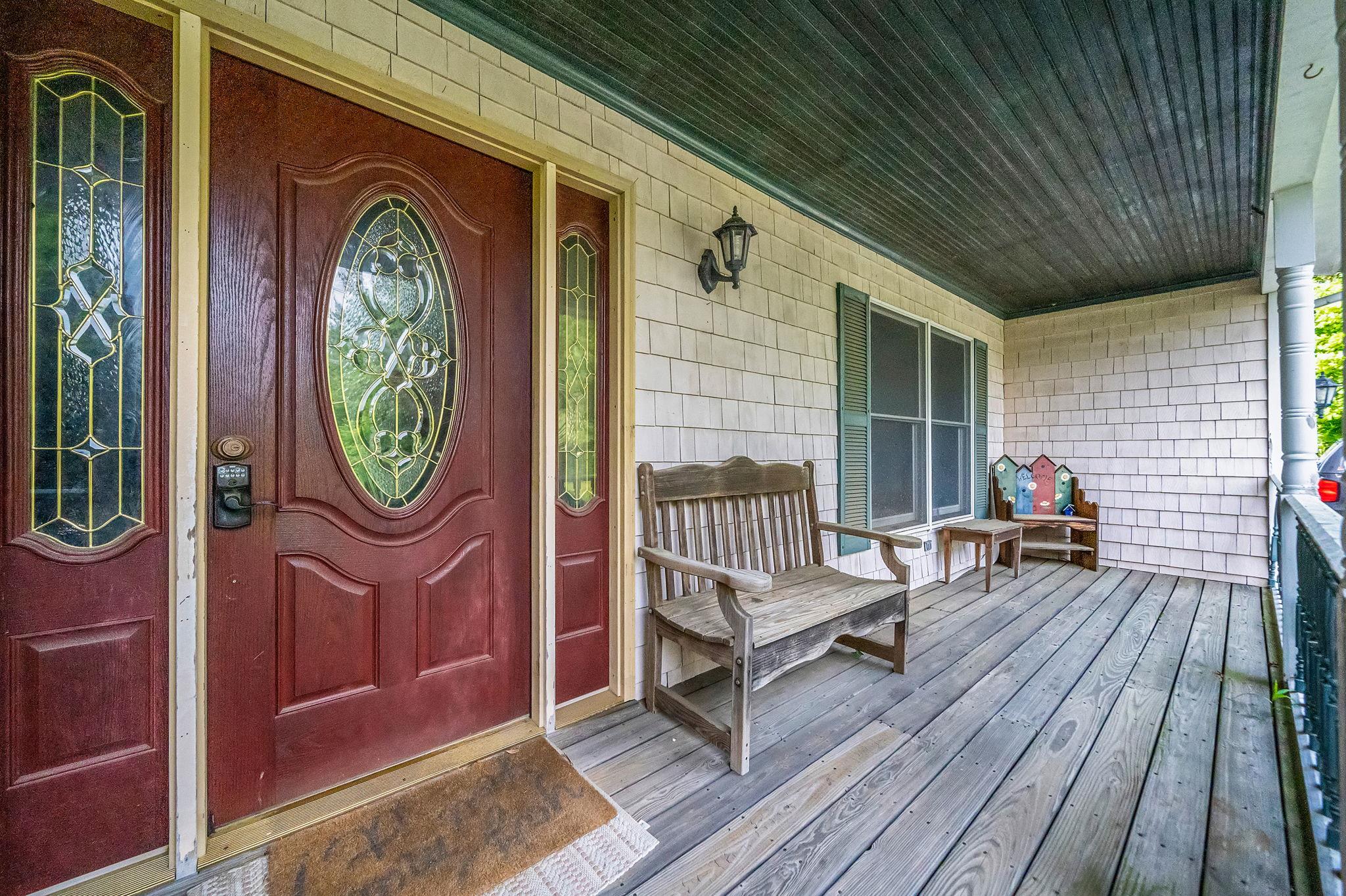 25 Locust Lane