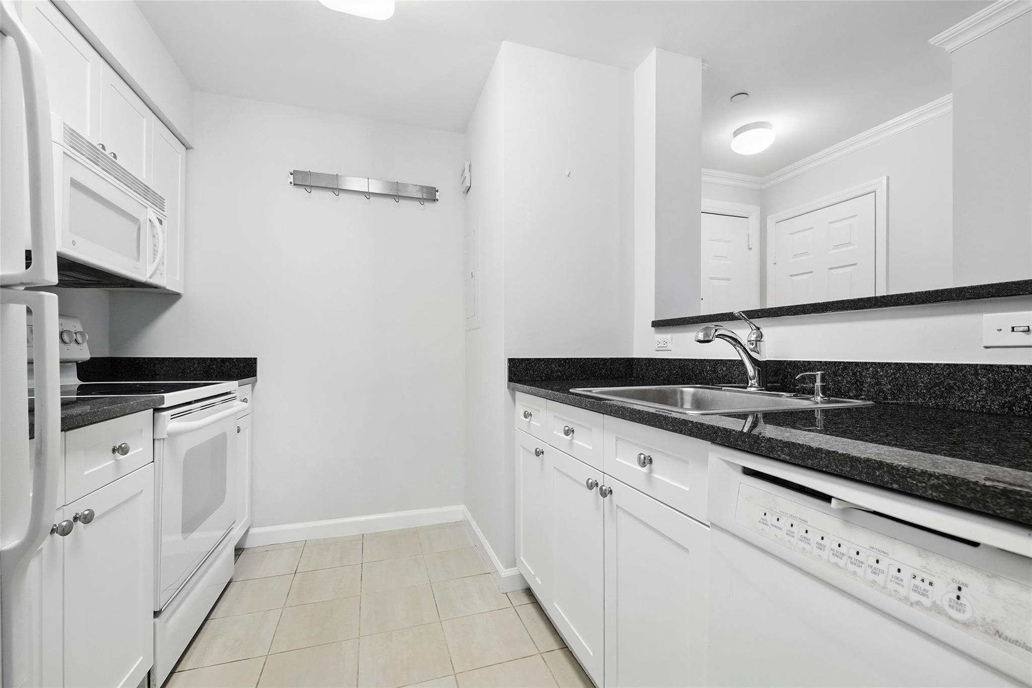 31 Greenridge Avenue #1F, White Plains, New York image 10