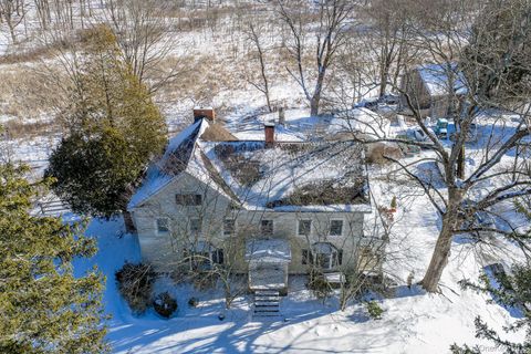 Apartment For Sale - 735 Route 311<br/> Putnam County, Patterson, NY 12563