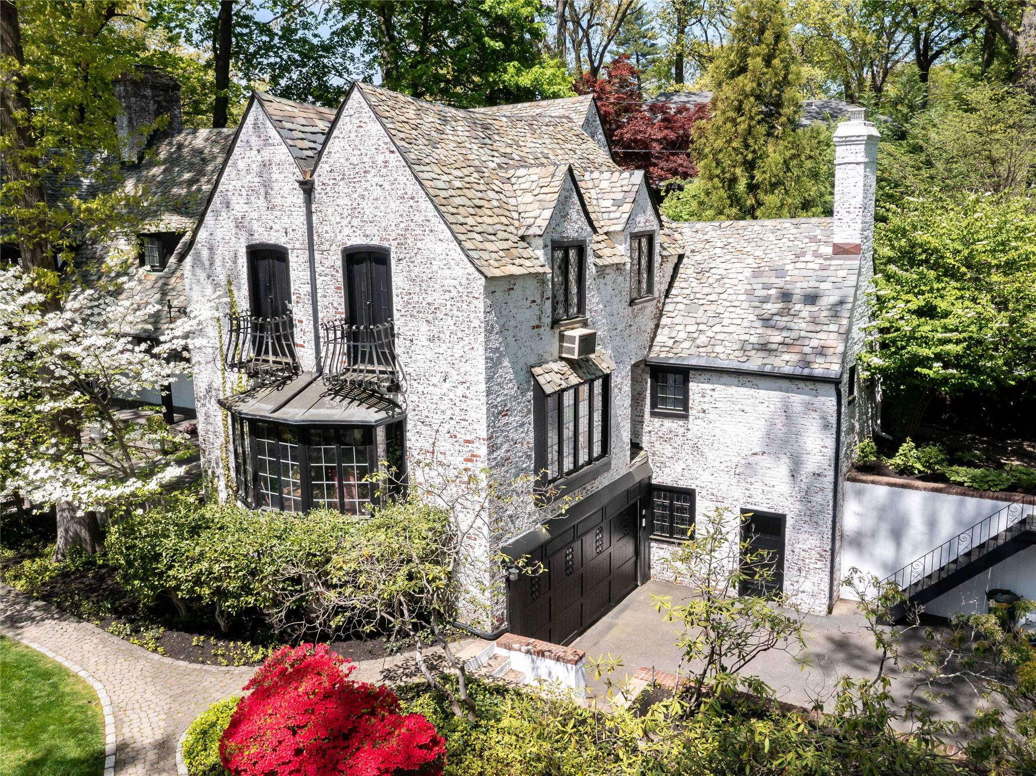 33 Deepdale Drive, Great Neck, New York image 34
