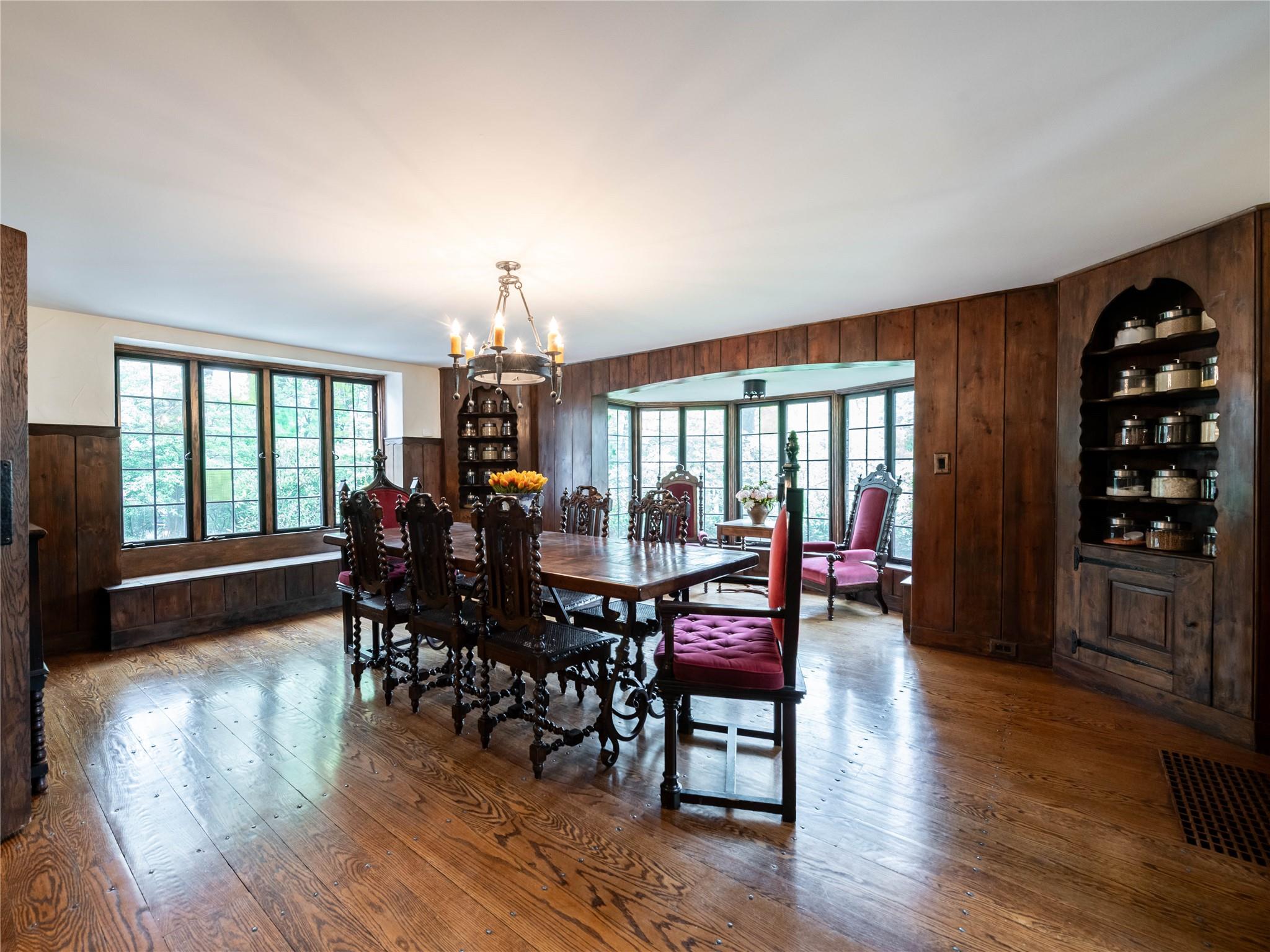 33 Deepdale Drive, Great Neck, New York image 13