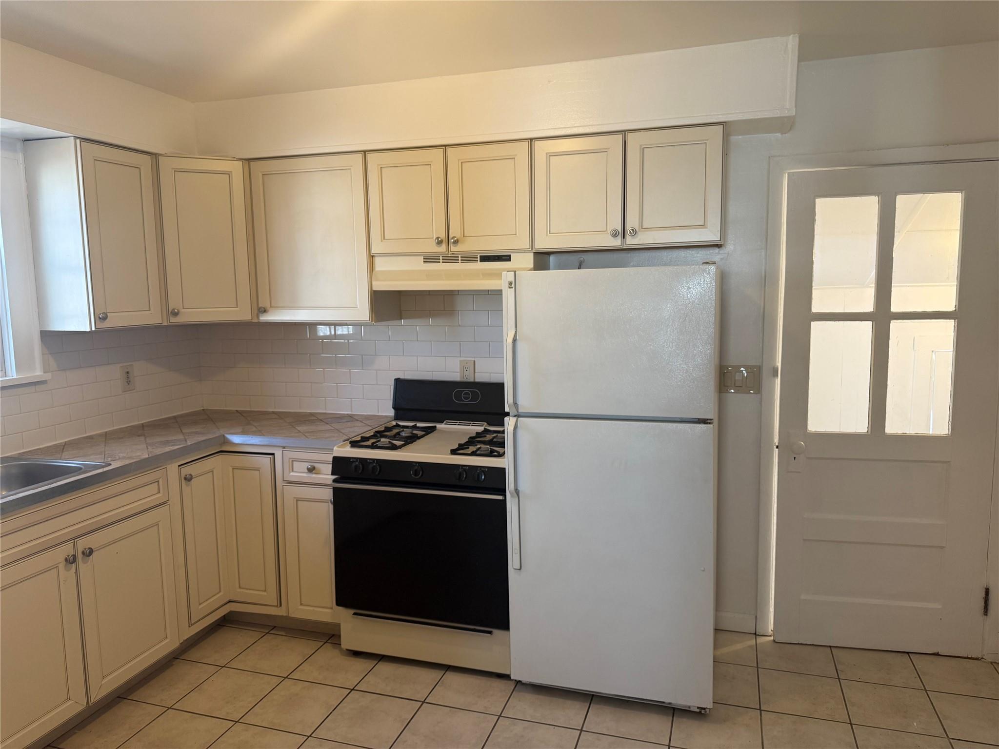 Wappingers Falls, New York 12590, United States, 2 Bedrooms Bedrooms, ,1 BathroomBathrooms,Residential,Active,104307