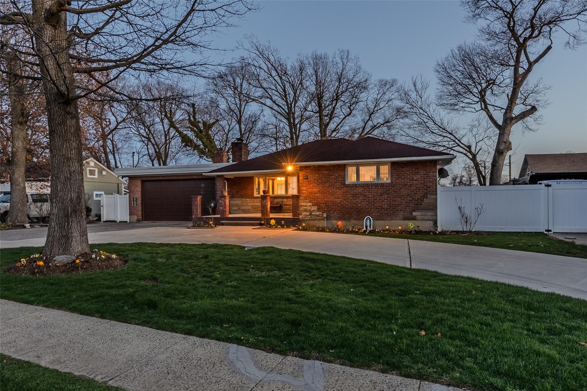 551 Pinebrook Avenue, West Hempstead, New York image 2