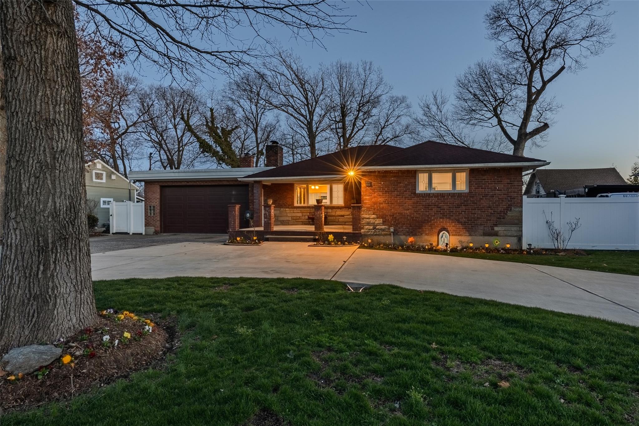551 Pinebrook Avenue, West Hempstead, New York image 1