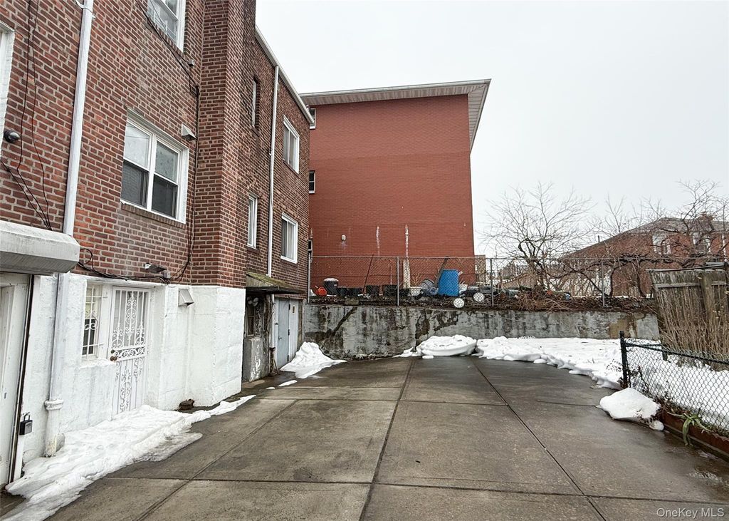 Photo of 13713 56th Avenue, Flushing, NY 11355 (MLS # 963101)