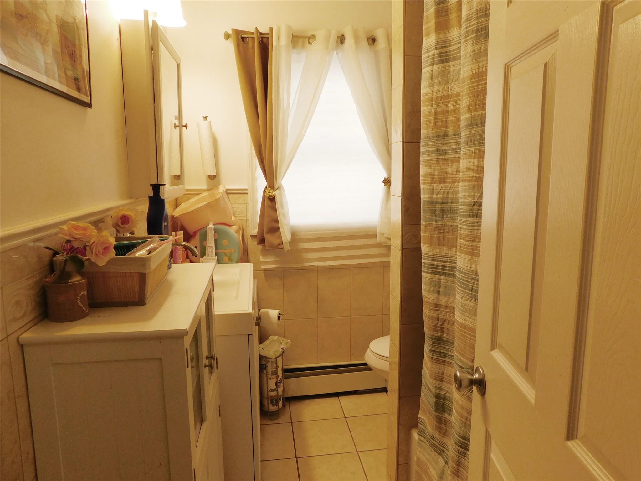 27 Ryder Avenue, North Babylon, New York image 17