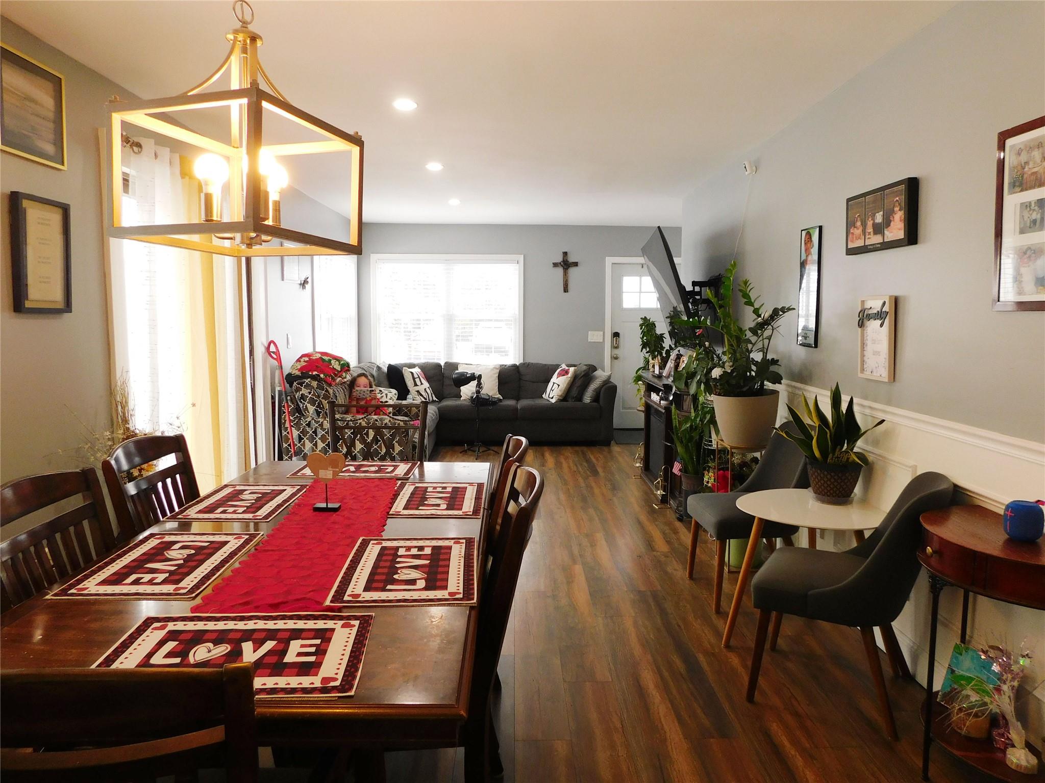 27 Ryder Avenue, North Babylon, New York image 9